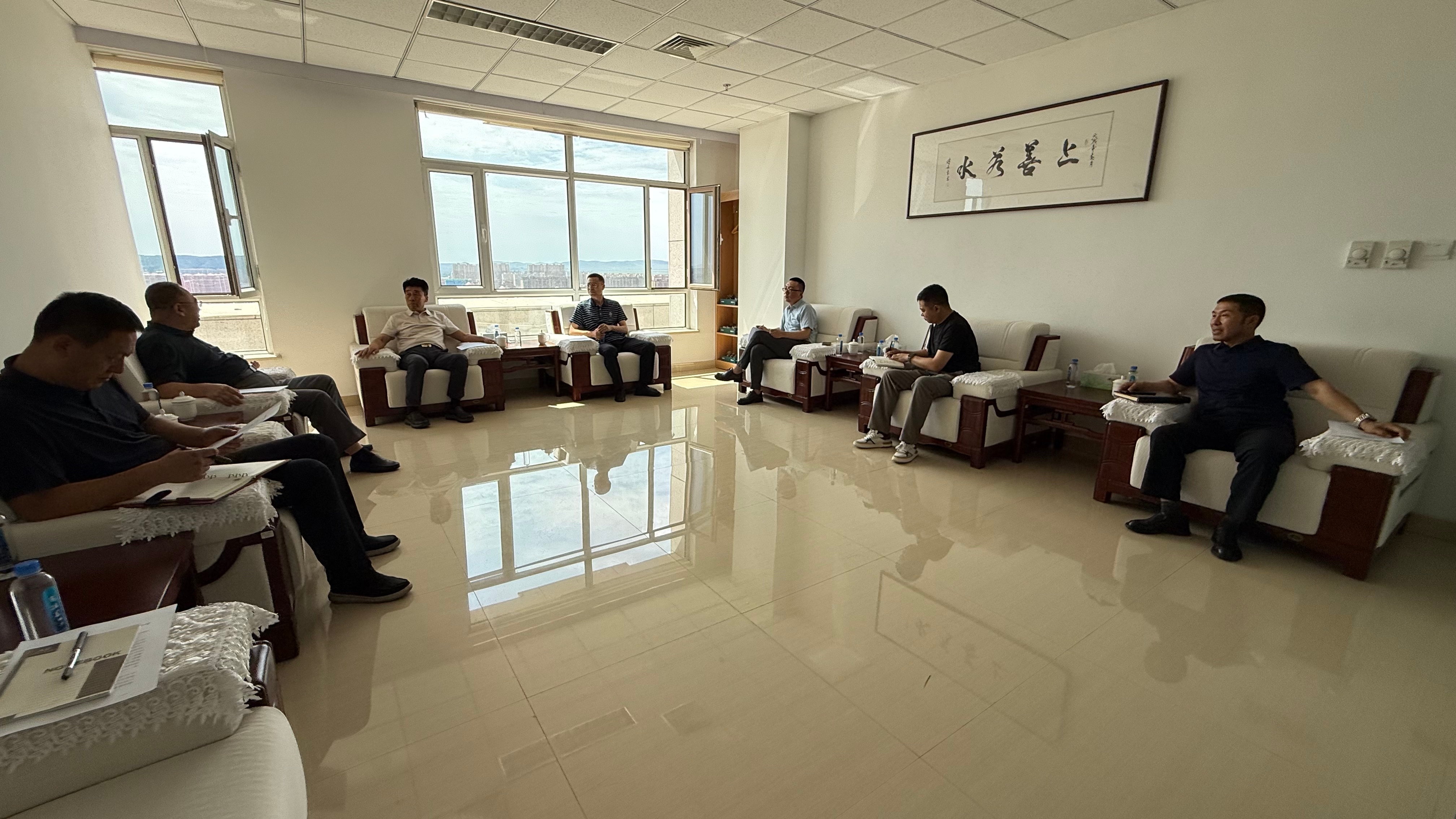 興富投資公司總經(jīng)理赴交投公司調(diào)研